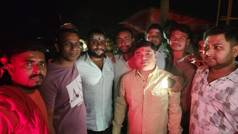 27 फरवरी की चुनावी घटना में जेल गए शिवम आजाद को मिली जमानत, बाहर आते ही पहुंचे दुखिया महादेव मंदिर